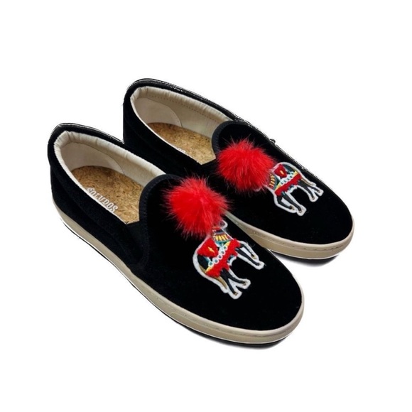 NWT Soludos Velvet Show Pony Sneaker Black and Red Pom Poms Size 5.5 - Picture 5 of 15